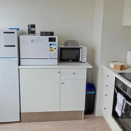 Atlantic Downtown 2 - Free Parking Apartment